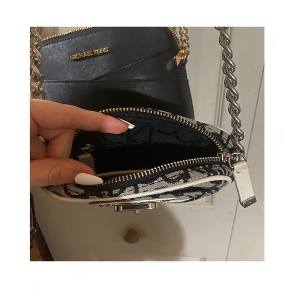 ✨Calvin Klein✨ - Picture 2 of 3